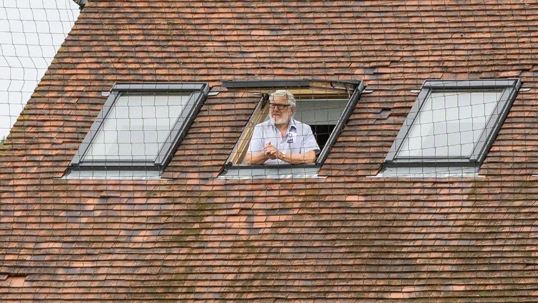 Tributes paid to Ken Deaville, Hassocks’ “man in the window”