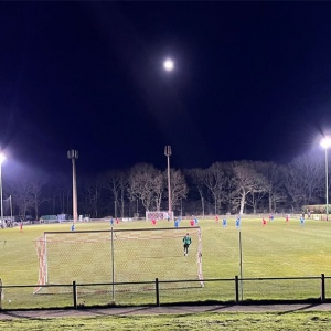 Common under the lights at the Hassocks Hotel Beacon Ground