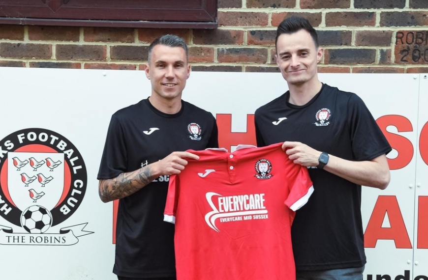 Harvey Blake has signed for Hassocks for the 2022-23 season from Crawley Down Gatwick