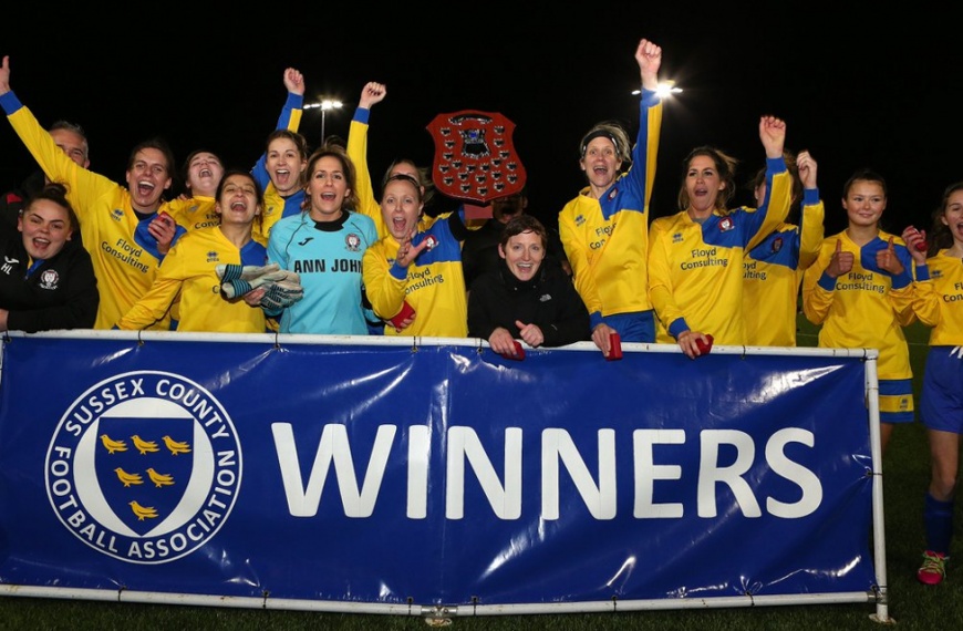 Hassocks Ladies celebrate winning the Sussex Women's Trophy in the 2018-19 season