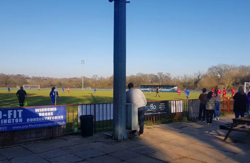 Chalky Lane, home of Chessington & Hook United