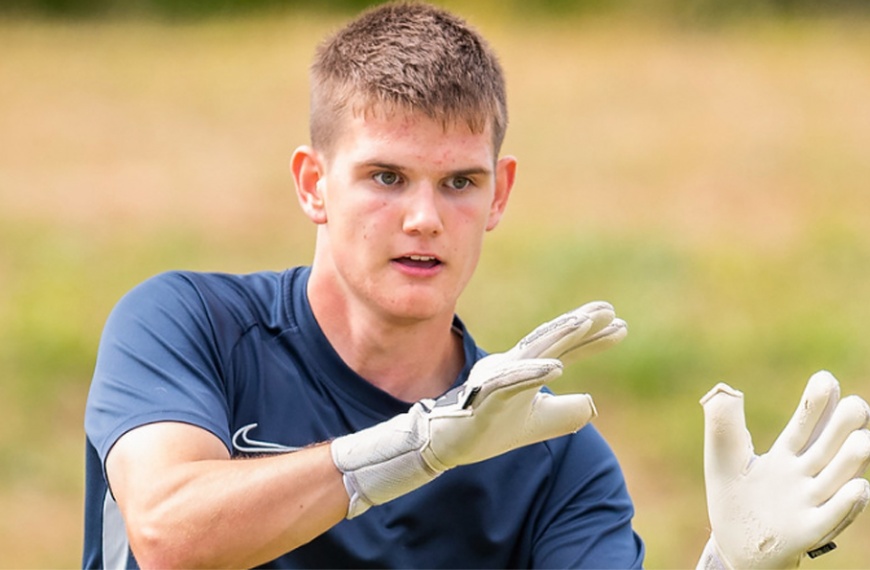 Hassocks Under 23s goalkeeper Callum Thompson