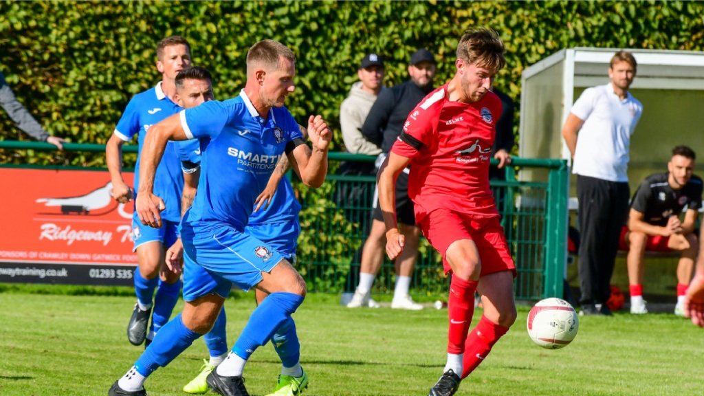 Alex Bygraves playing for Hassocks against Crawley Down Gatwick