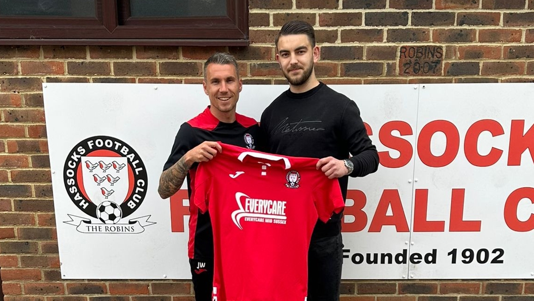 Woolven wooed from Withdean Stadium to join Hassocks