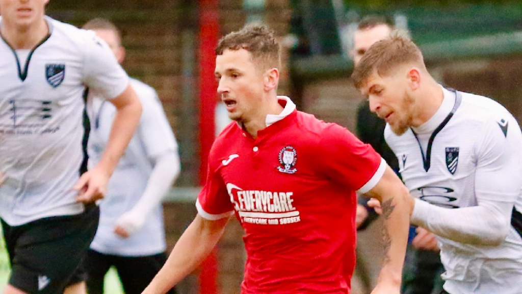 Mike Williamson in action for Hassocks