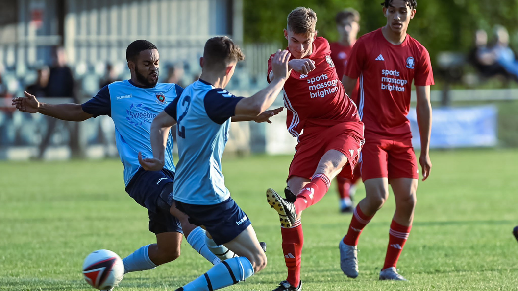 Robins fire five past Oakwood in final friendly