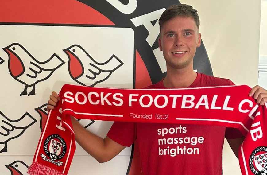 Hassocks have completed the signing of forward Morgan Vale from Tunbridge Wells