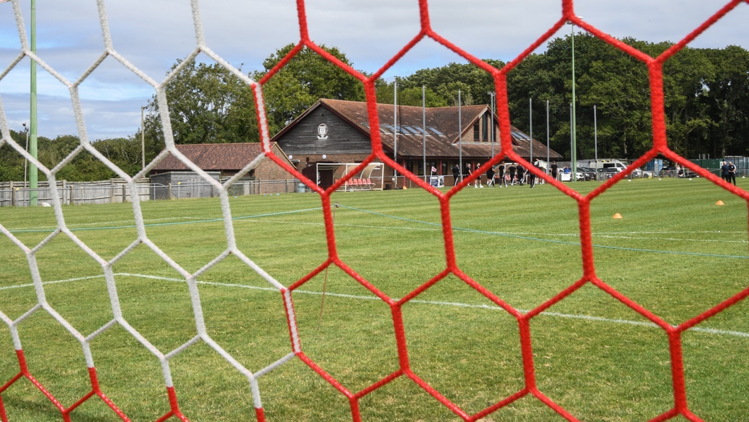 Robins have rare meeting with Swans in FA Vase