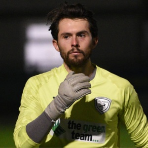 Robins bag former Stags goalkeeper Brown