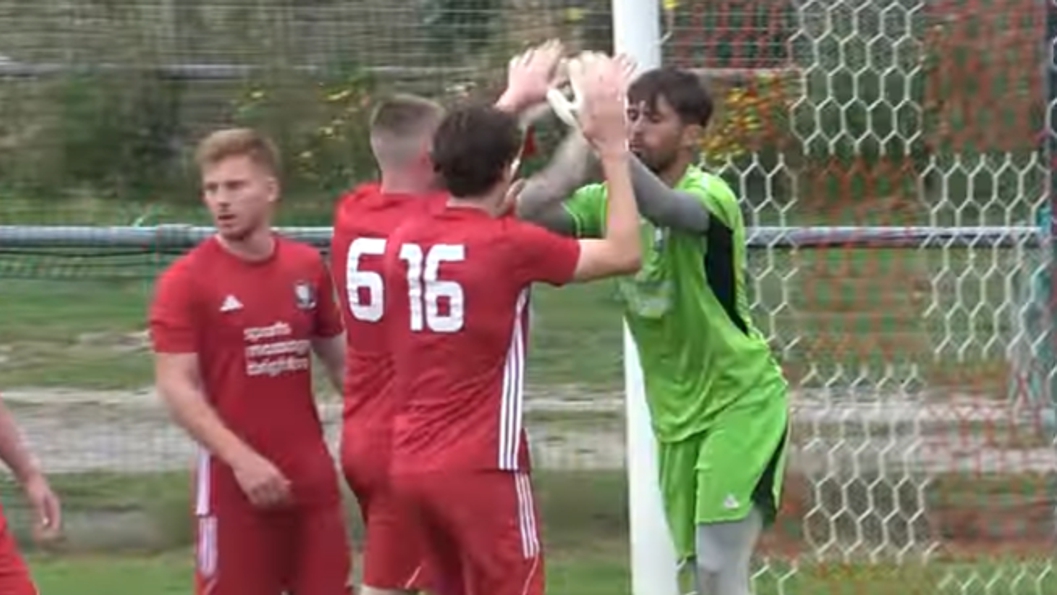 Highlights: Hassocks 3-1 Petersfield Town