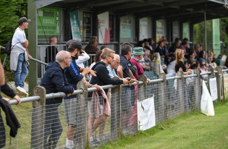 Robins look to bounce back with Newhaven docking in Hassocks