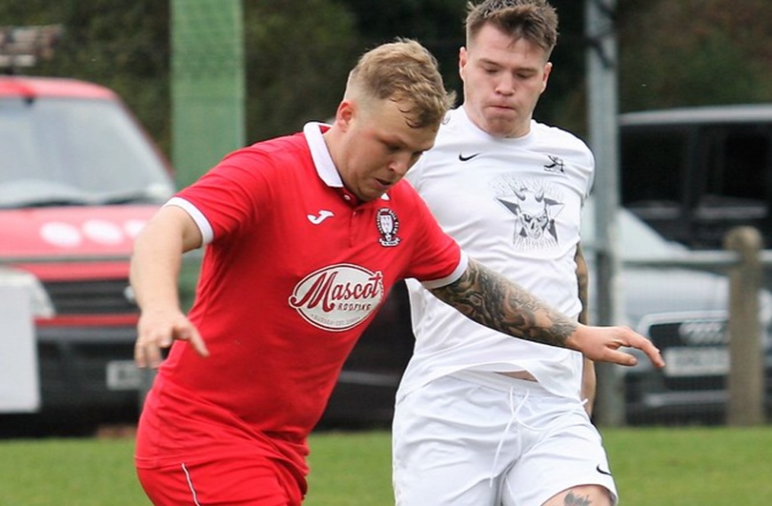 Charlie Pitcher in action for Hassocks against Horley Town in October 2020