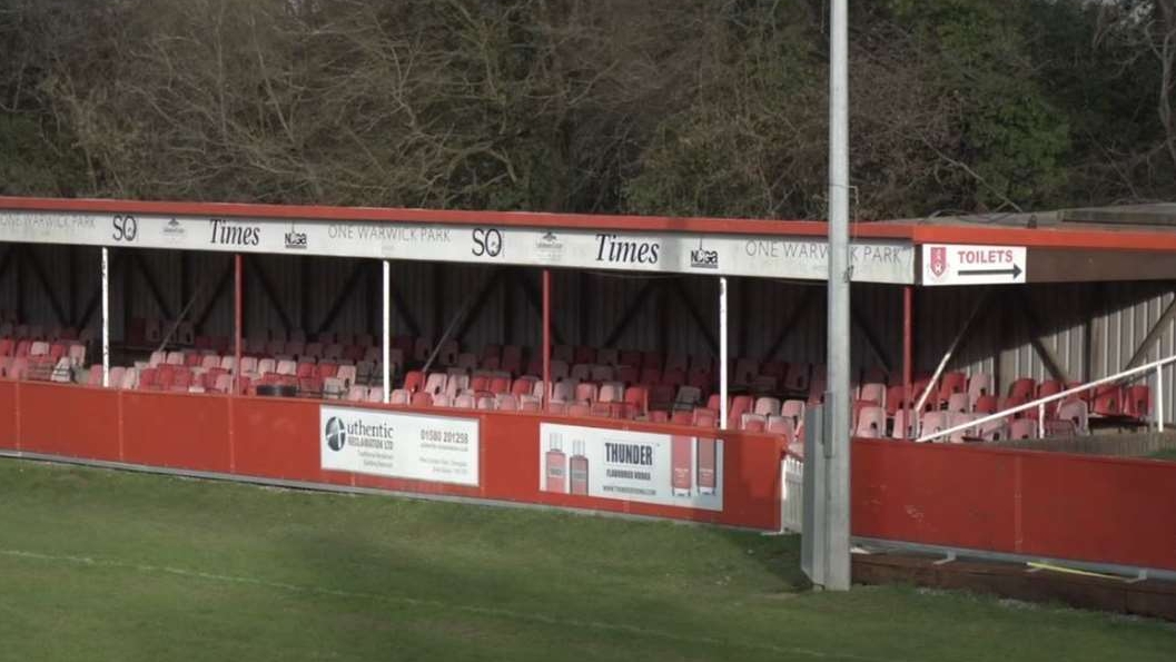 2pm kick off now as Robins seek Vase history at Tunbridge Wells